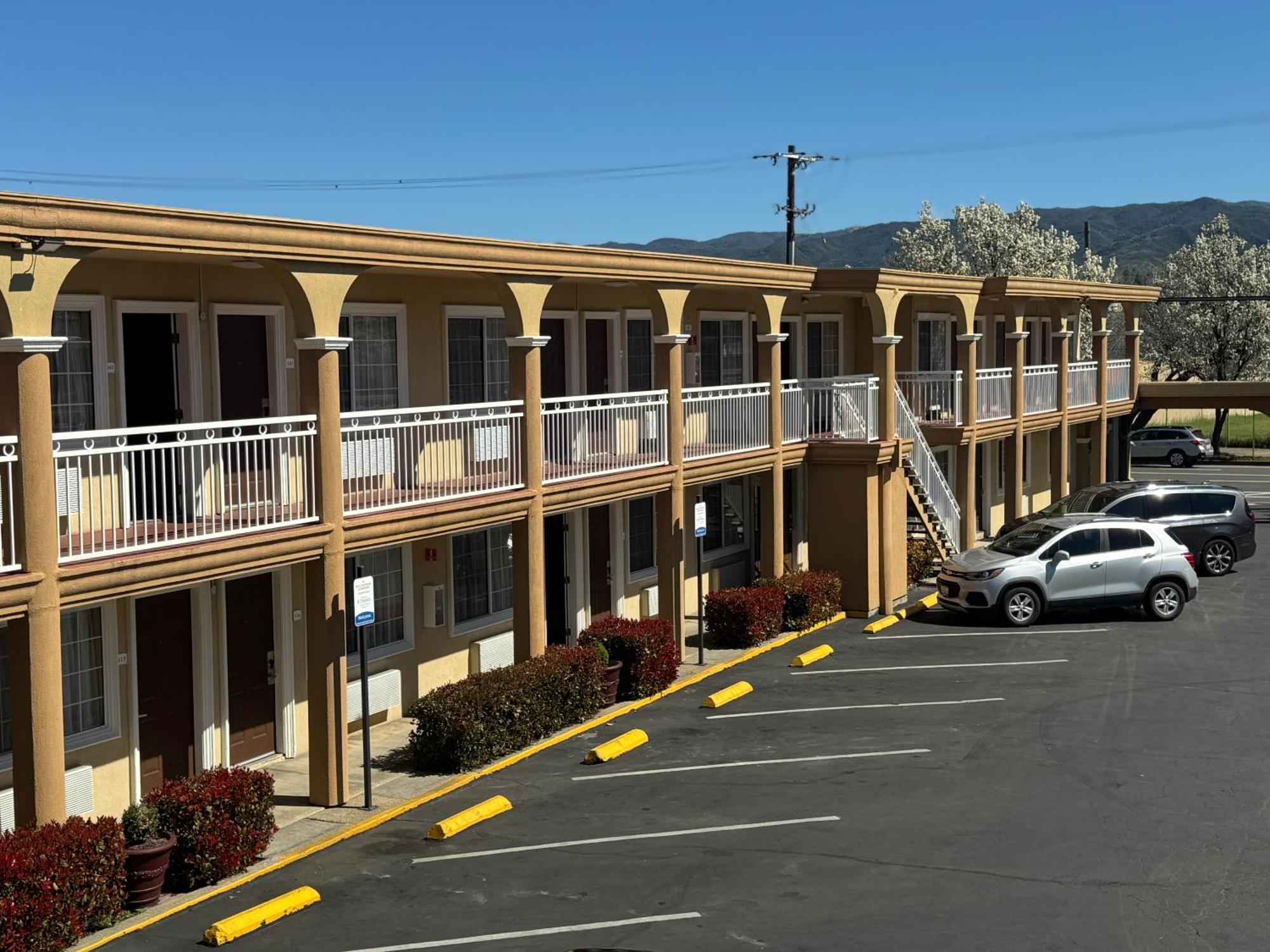 Quality Inn Ukiah Esterno foto