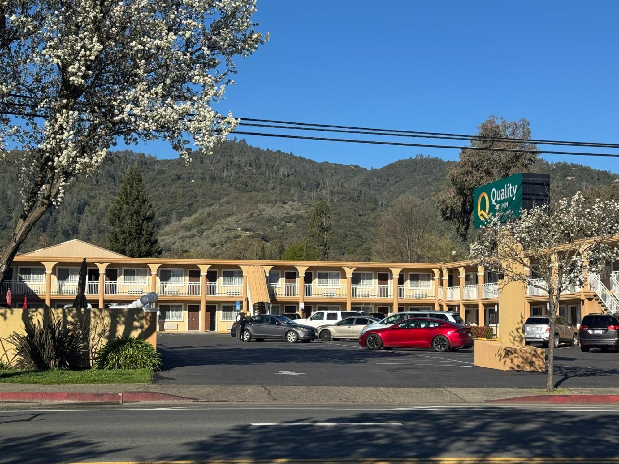Quality Inn Ukiah Esterno foto